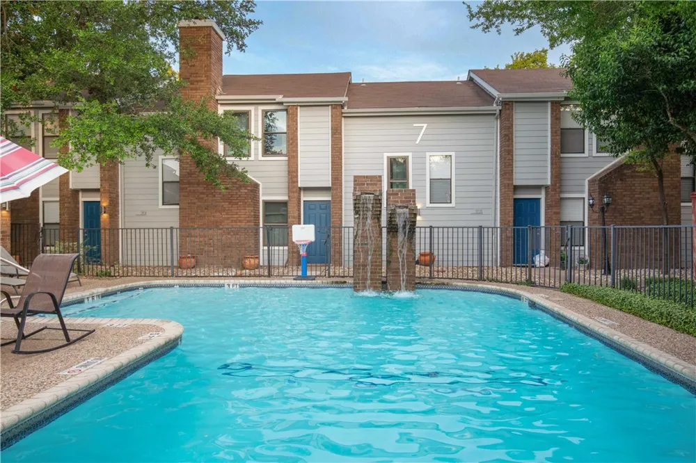 7635 Guadalupe Street #501 Austin, TX 78752