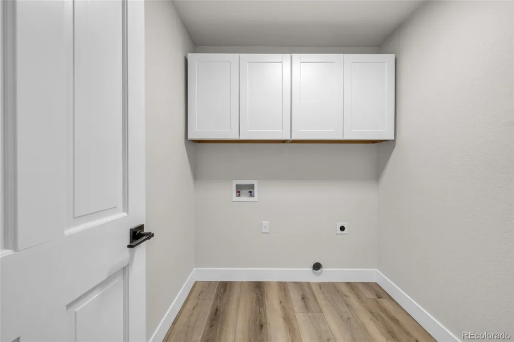 858 Dutton Court Castle Rock, CO 80104