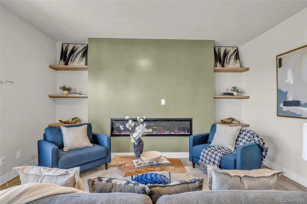 858 Dutton Court Castle Rock, CO 80104