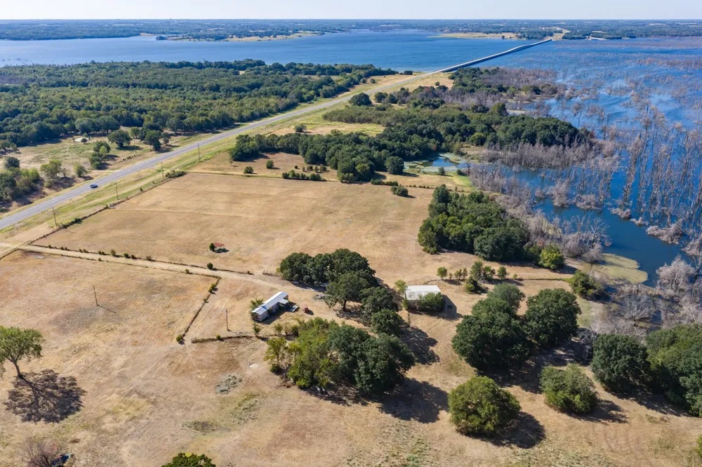 7355 Fm 897 Telephone, TX 75488
