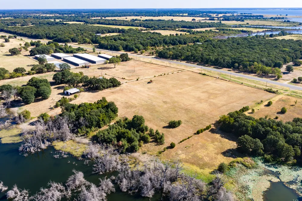 7355 Fm 897 Telephone, TX 75488