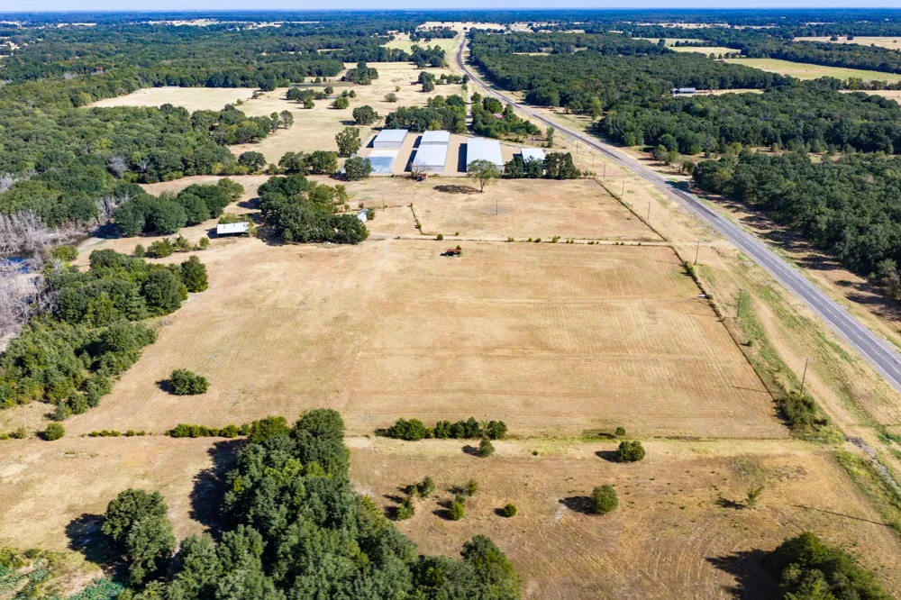 7355 Fm 897 Telephone, TX 75488