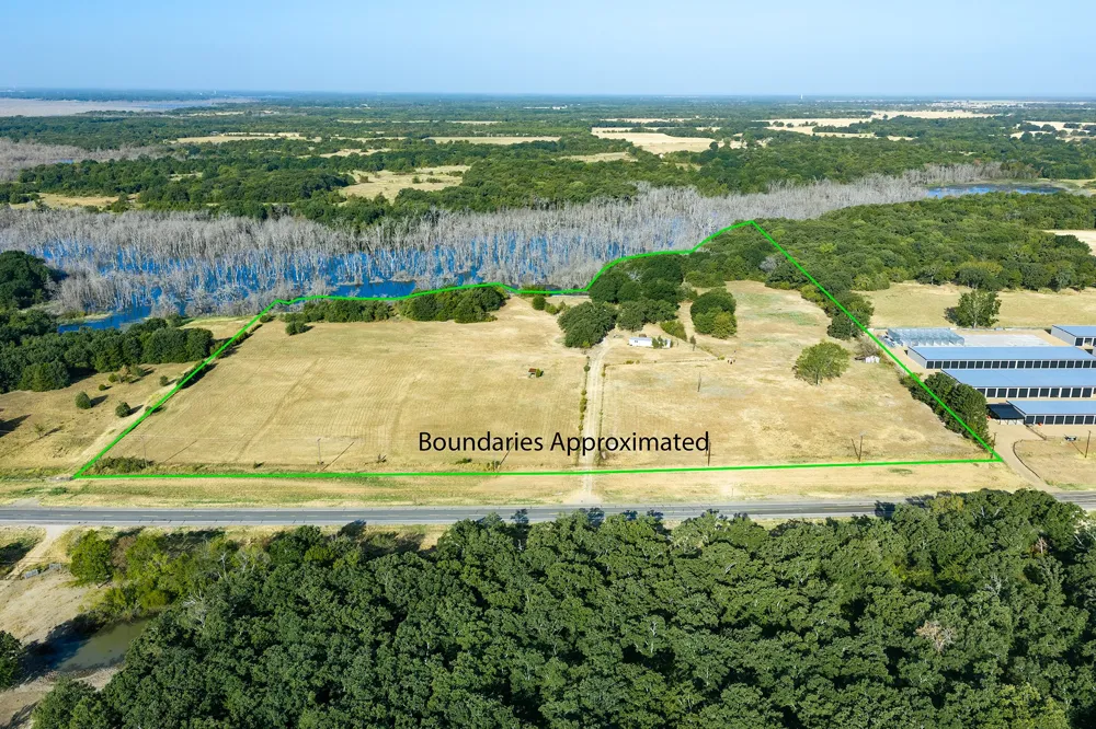 7355 Fm 897 Telephone, TX 75488