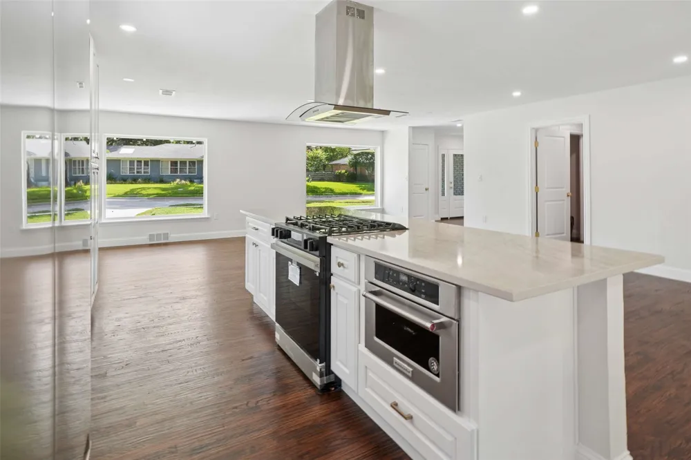 6615 Ridgemont Drive Dallas, TX 75214