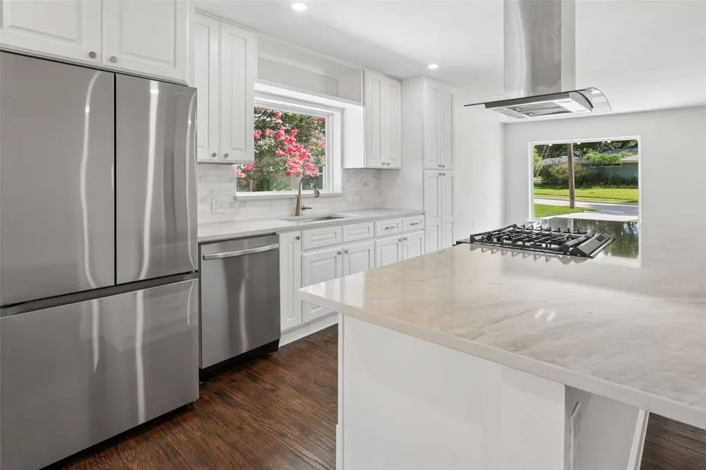 6615 Ridgemont Drive Dallas, TX 75214