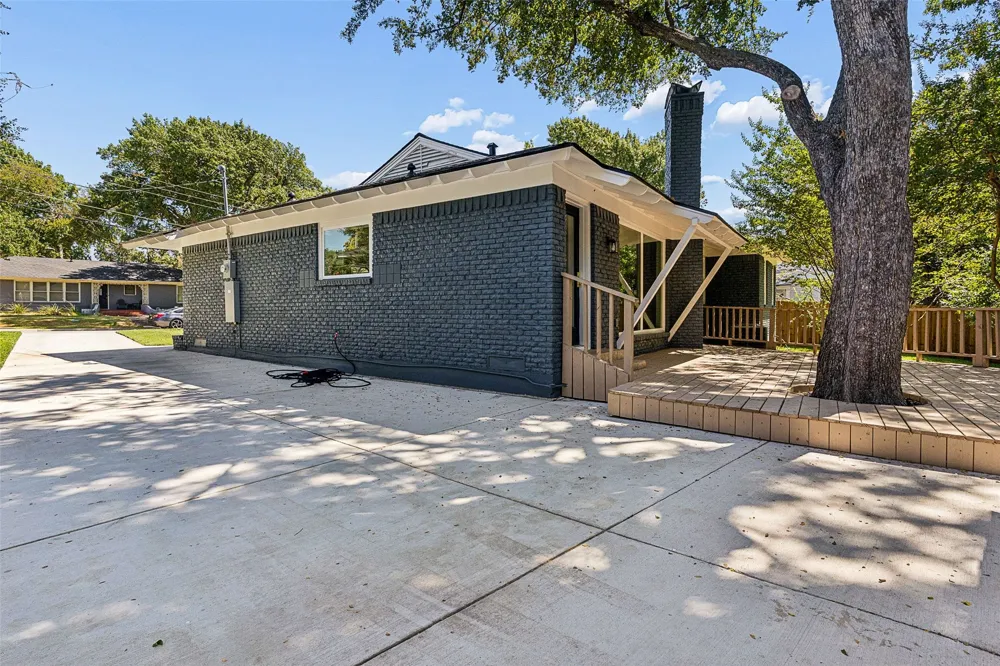 6615 Ridgemont Drive Dallas, TX 75214