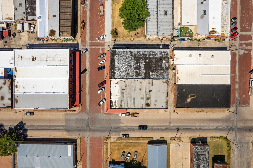 115 E Pecan Street Coleman, TX 76834