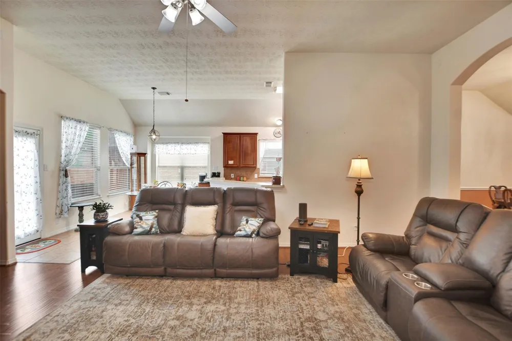 38114 E Sulphur Creek Drive Magnolia, TX 77355