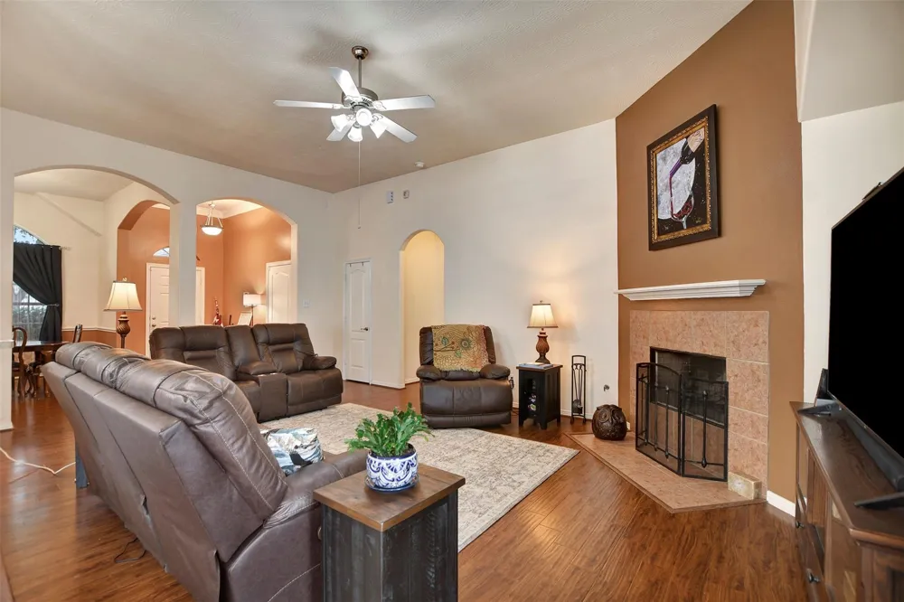 38114 E Sulphur Creek Drive Magnolia, TX 77355