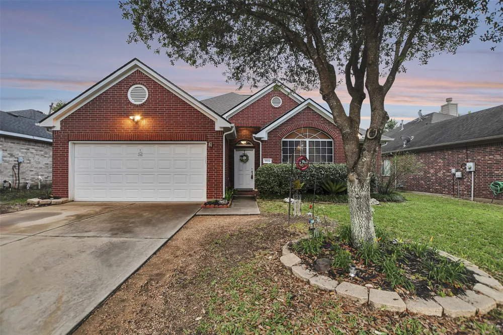 38114 E Sulphur Creek Drive Magnolia, TX 77355
