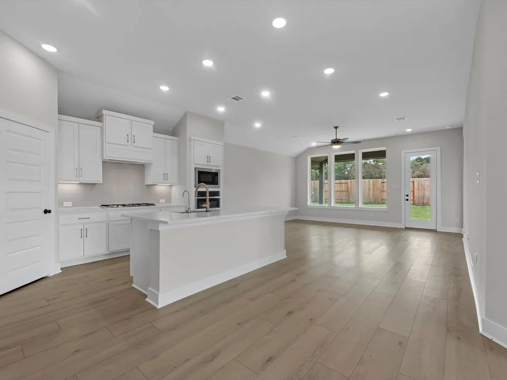 6929 Nubuck Drive Montgomery, TX 77316