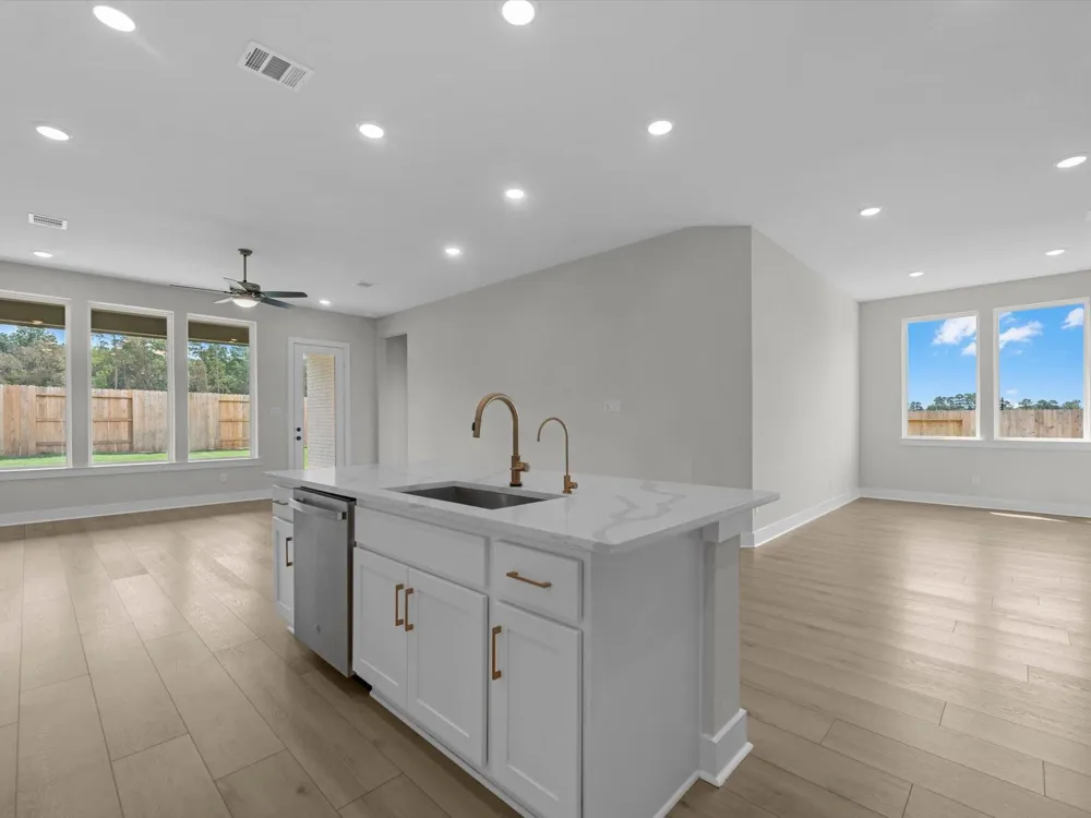 6929 Nubuck Drive Montgomery, TX 77316