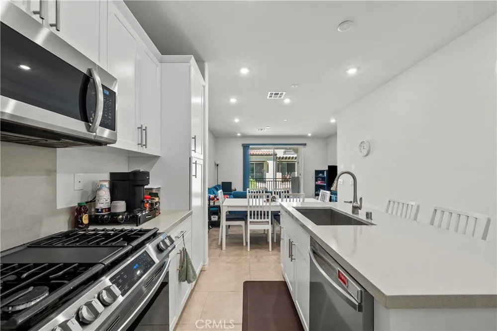3888 Verdana Circle La Verne, CA 91750