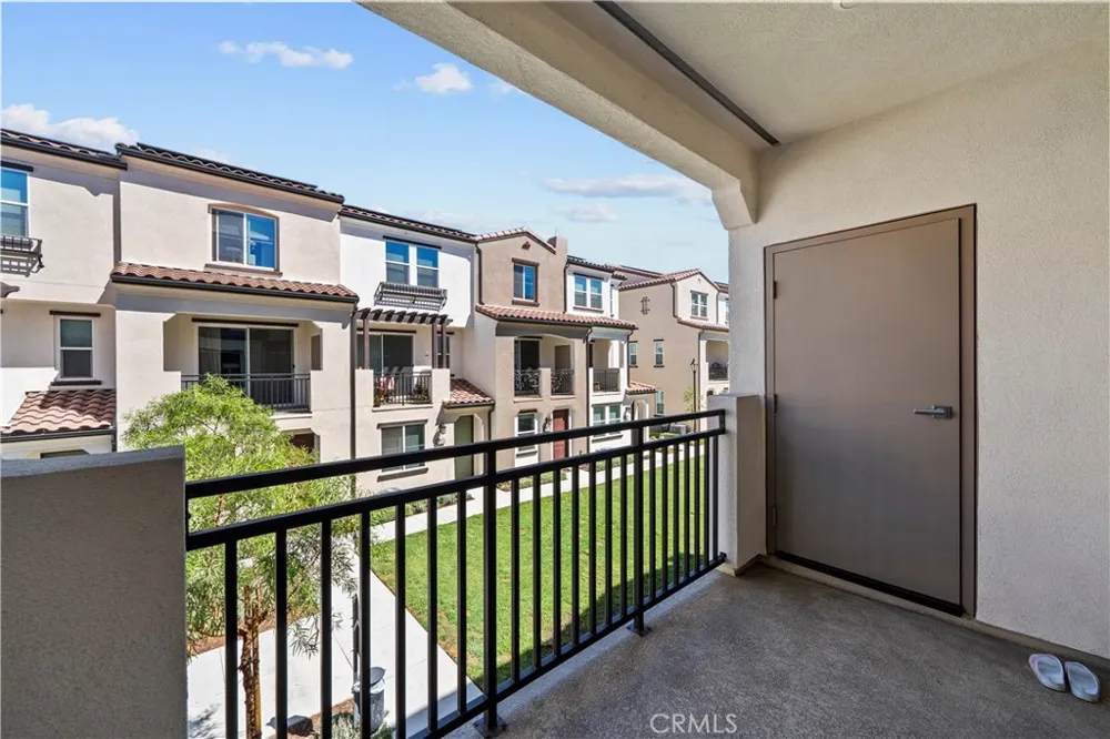 3888 Verdana Circle La Verne, CA 91750
