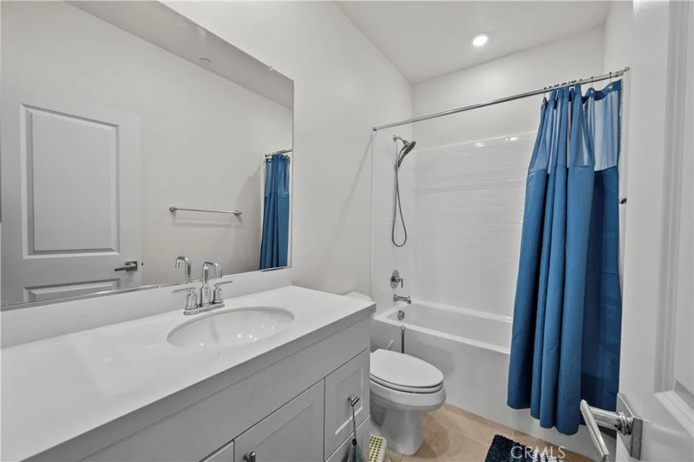 3888 Verdana Circle La Verne, CA 91750