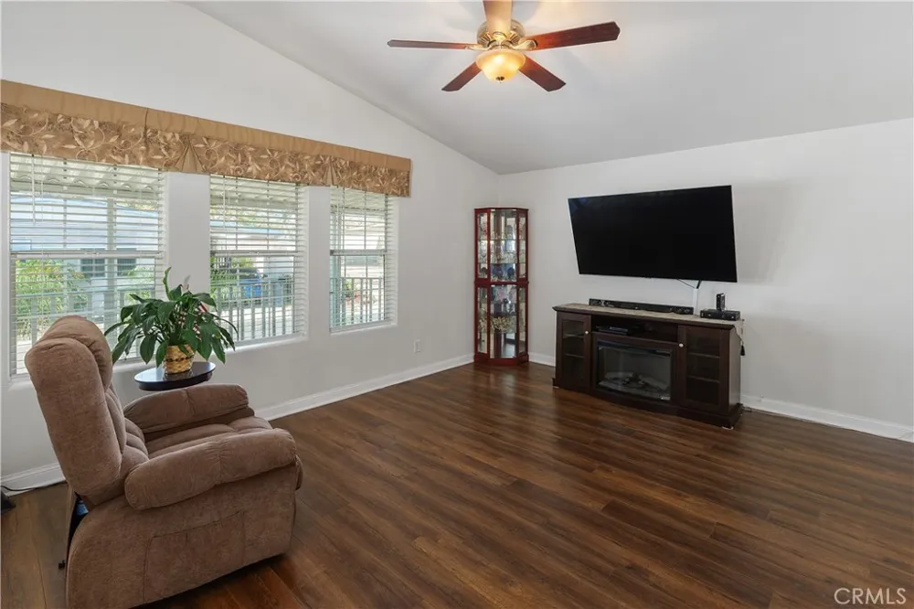 4000 Pierce #191 Riverside, CA 92505