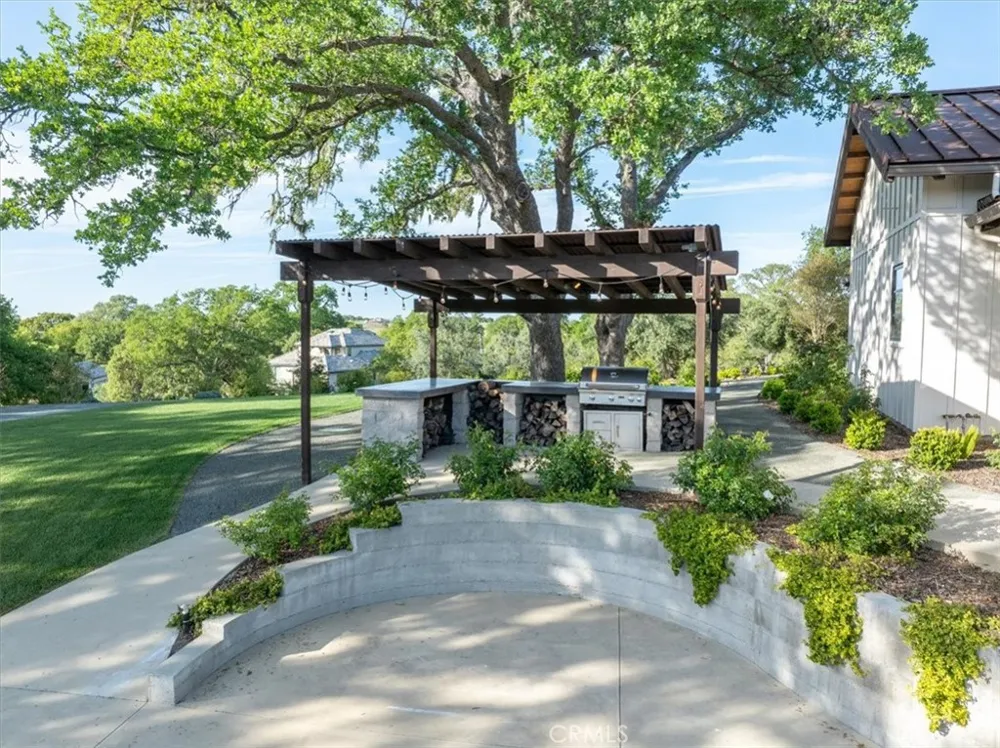 2925 Warm Springs Lane Templeton, CA 93465