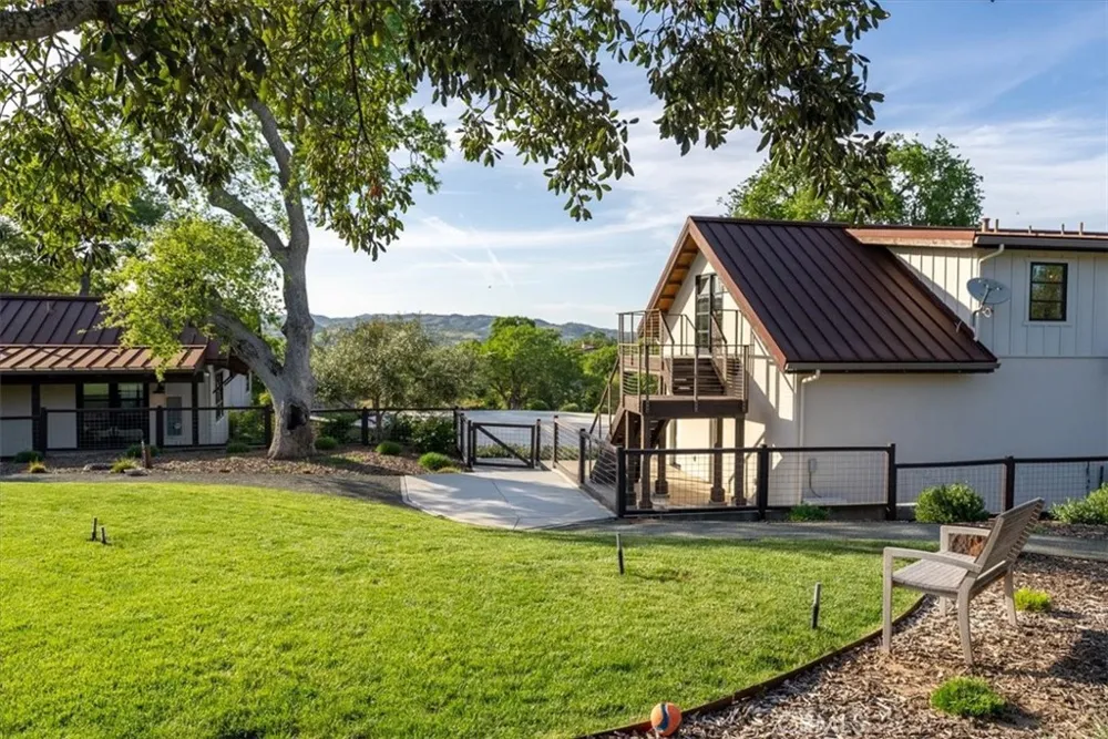2925 Warm Springs Lane Templeton, CA 93465