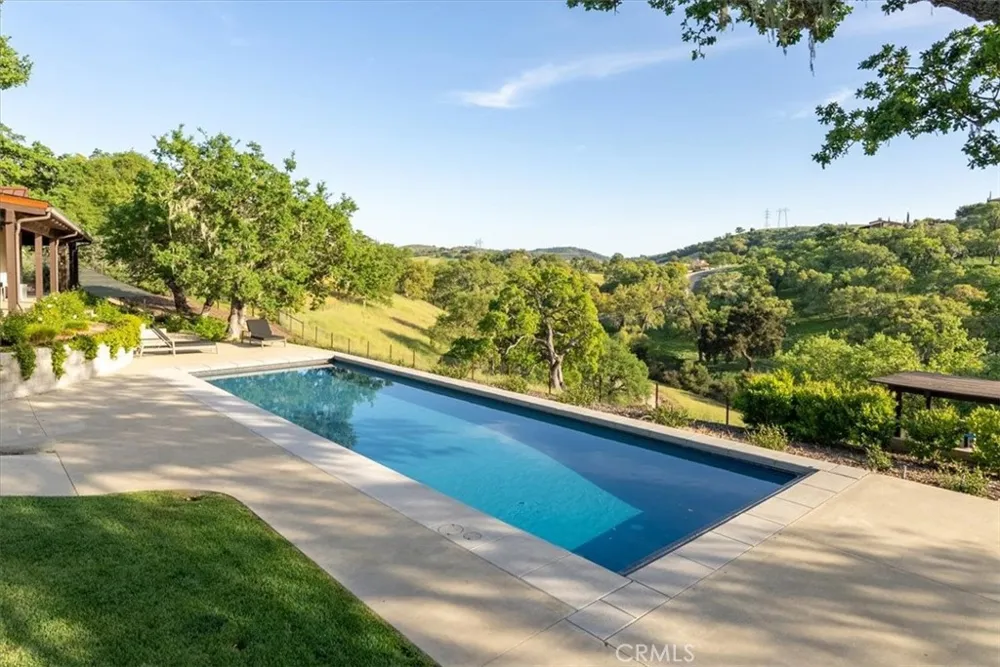 2925 Warm Springs Lane Templeton, CA 93465