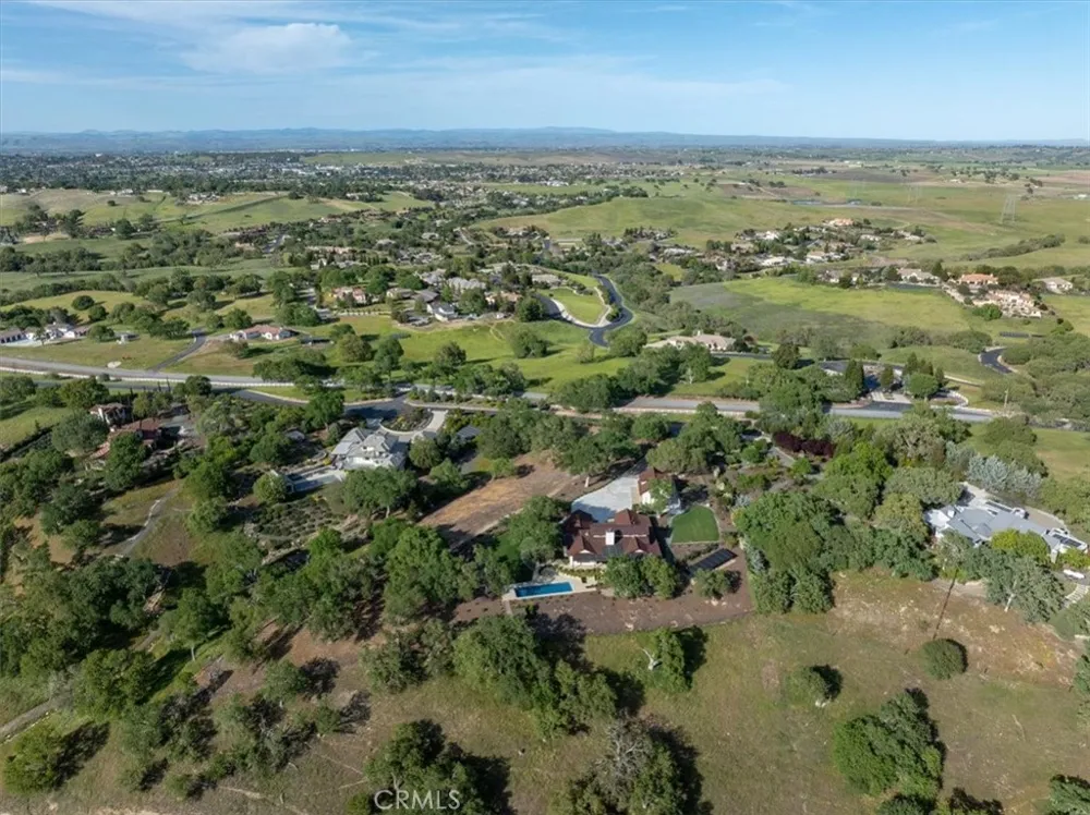 2925 Warm Springs Lane Templeton, CA 93465