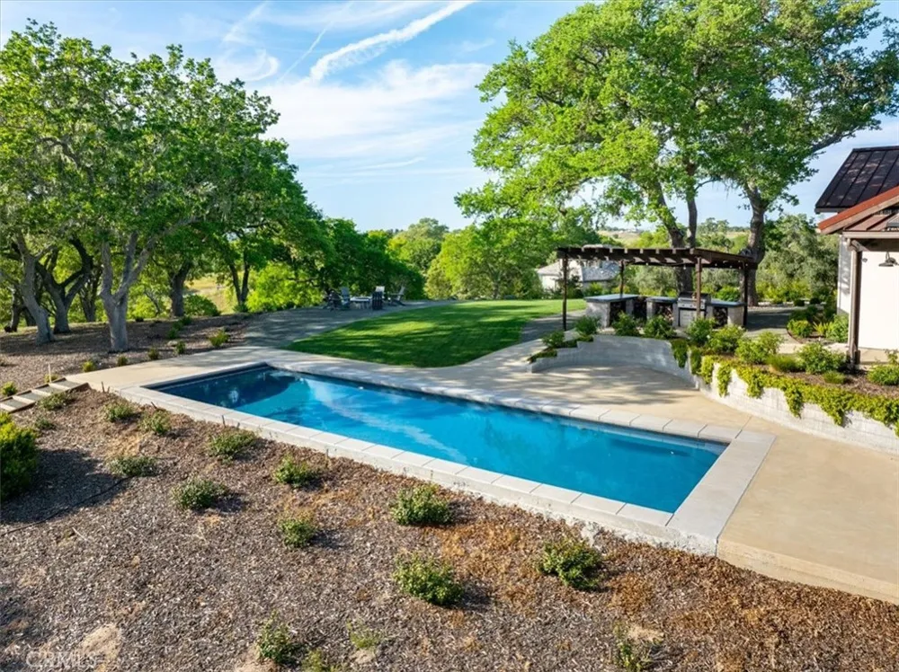 2925 Warm Springs Lane Templeton, CA 93465