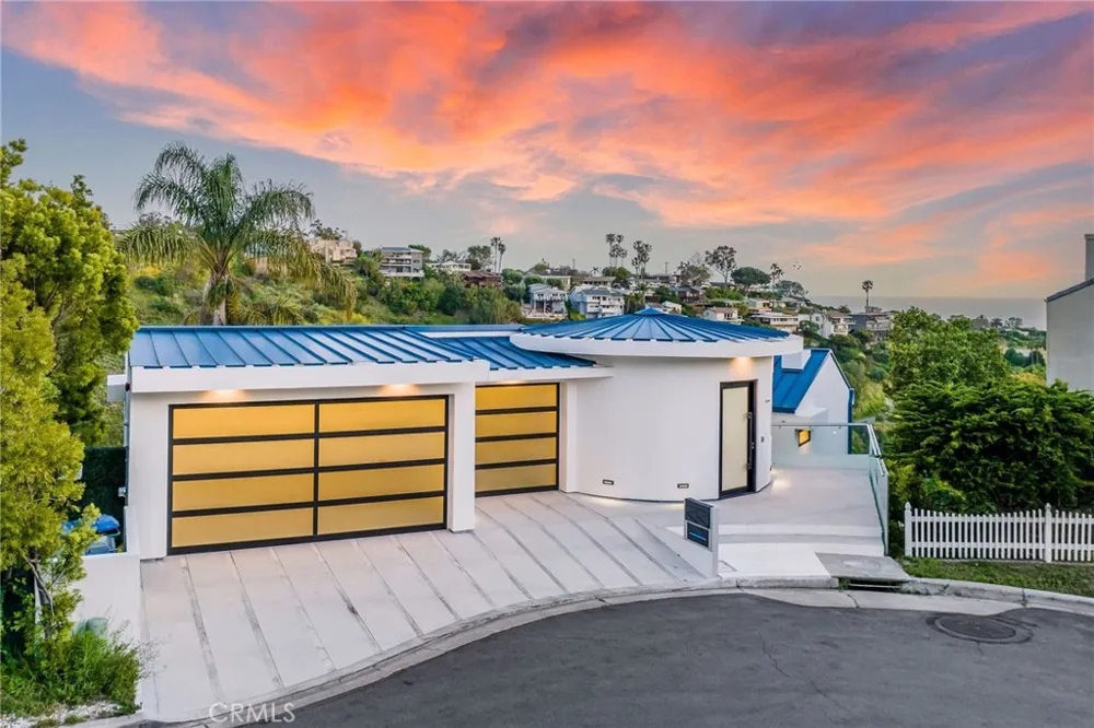 2135 Hillview Drive Laguna Beach, CA 92651