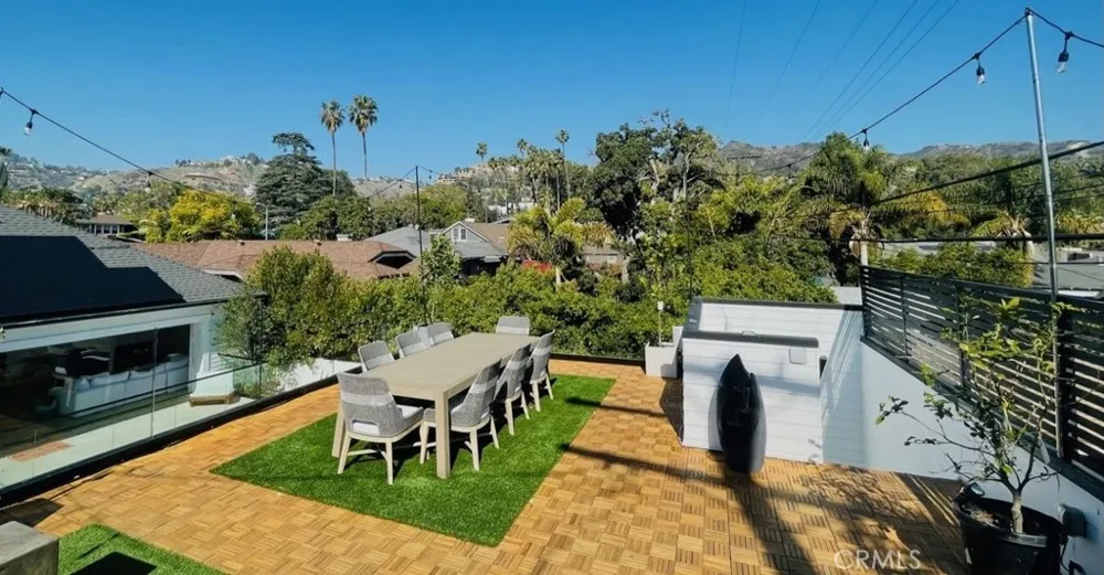1524 Sierra Bonita Avenue Los Angeles, CA 90046
