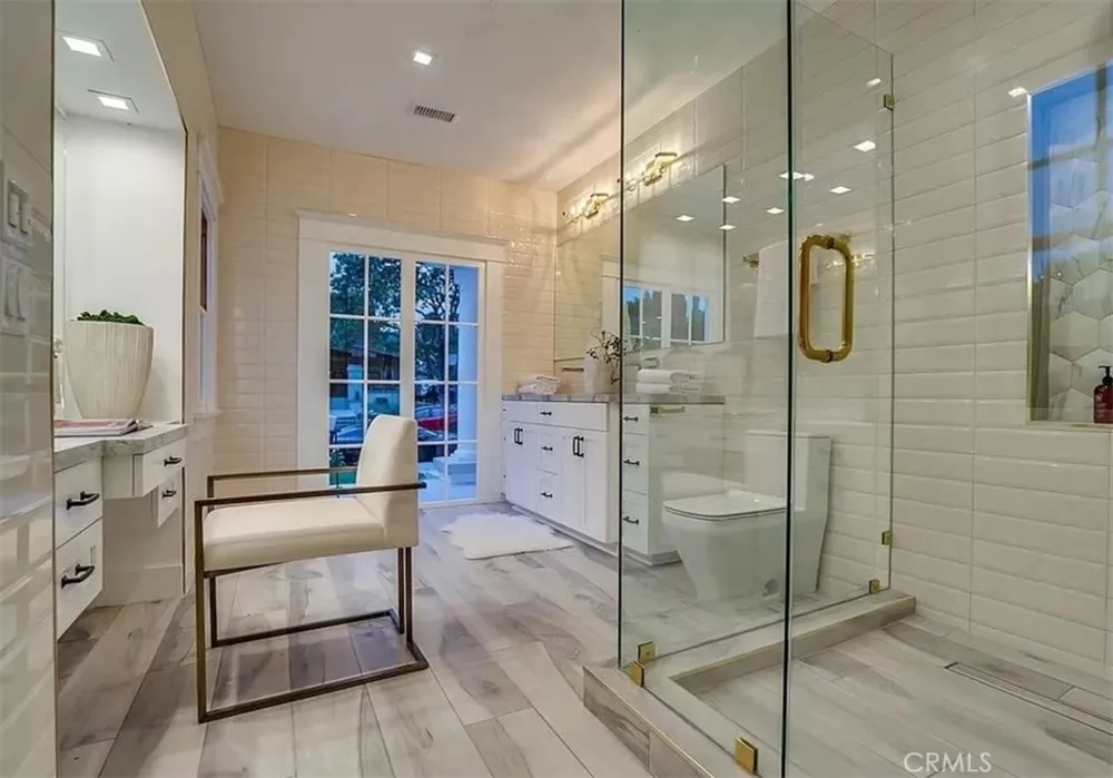 1524 Sierra Bonita Avenue Los Angeles, CA 90046