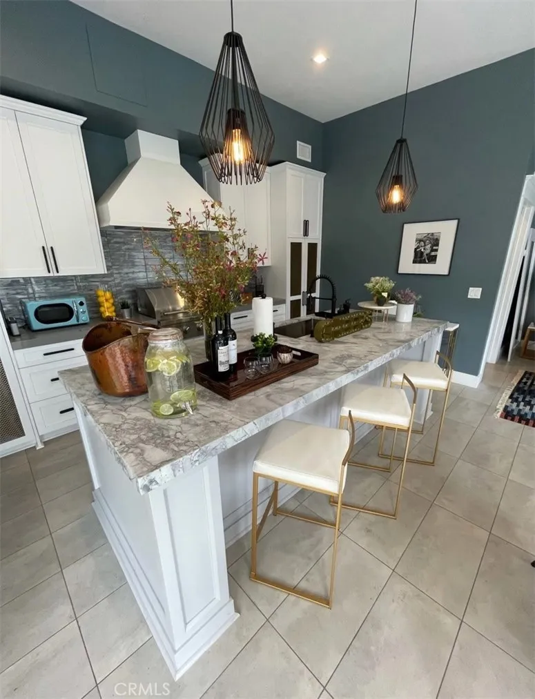 1524 Sierra Bonita Avenue Los Angeles, CA 90046
