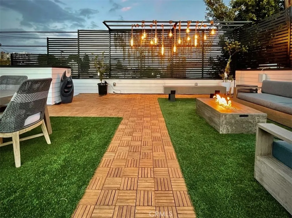 1524 Sierra Bonita Avenue Los Angeles, CA 90046