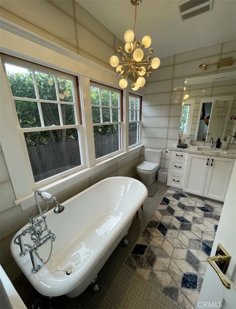 1524 Sierra Bonita Avenue Los Angeles, CA 90046