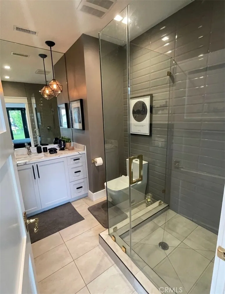 1524 Sierra Bonita Avenue Los Angeles, CA 90046