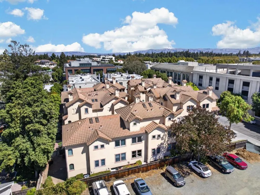 358 Bryant Street Mountain View, CA 94041