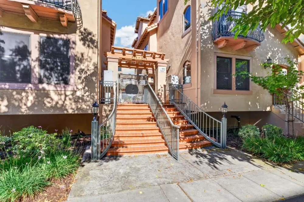 358 Bryant Street Mountain View, CA 94041