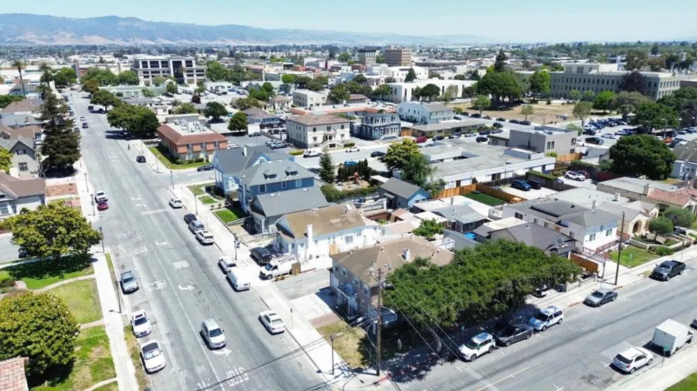 157 Central Avenue Salinas, CA 93901