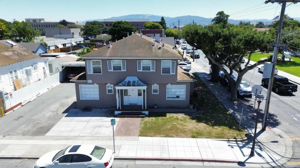 157 Central Avenue Salinas, CA 93901