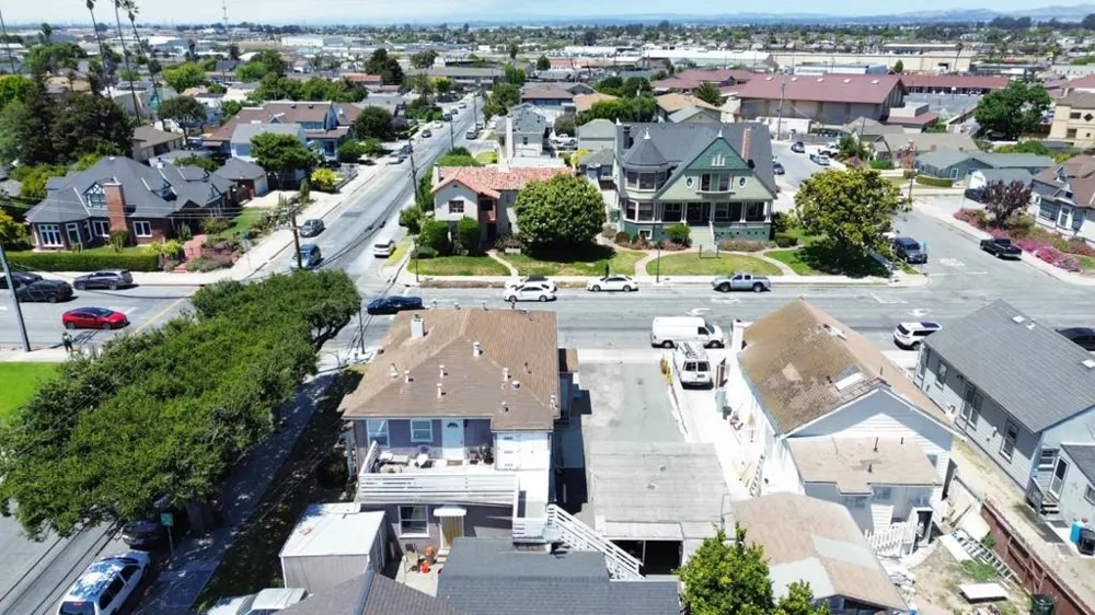 157 Central Avenue Salinas, CA 93901