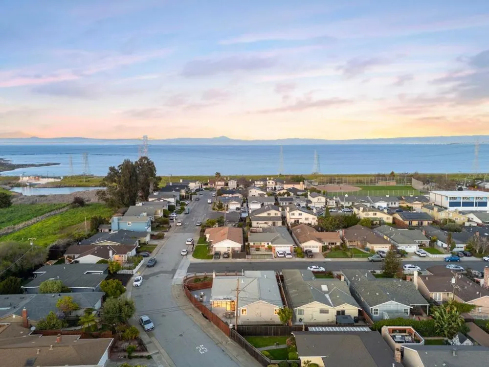 240 Bayshore Boulevard #315 San Mateo, CA 94401