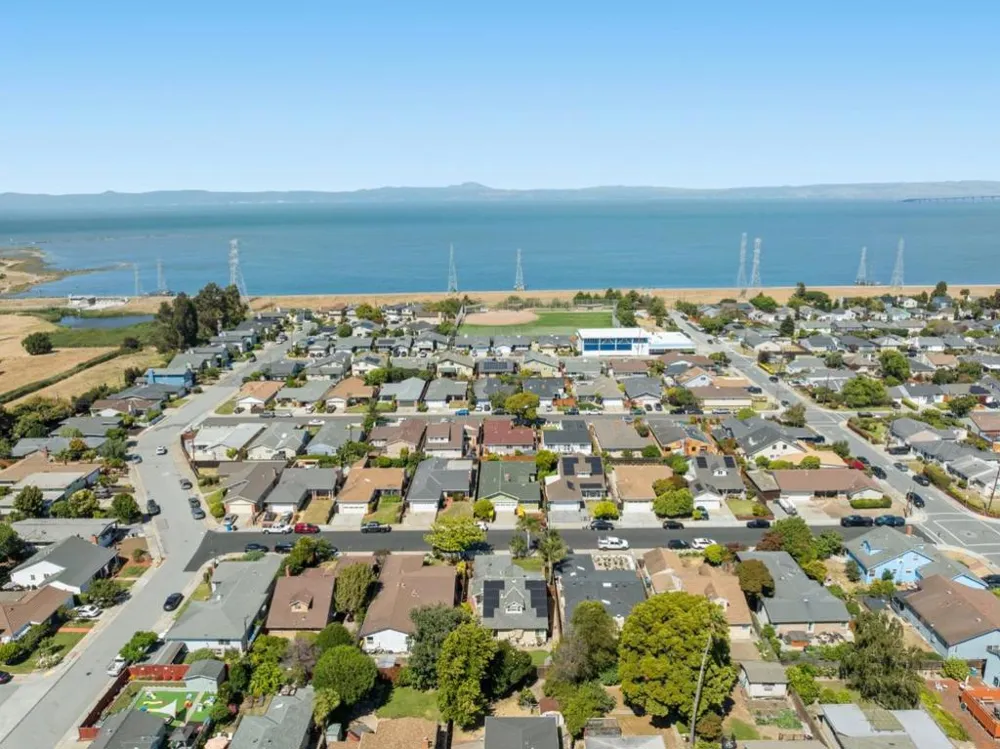 240 Bayshore Boulevard #315 San Mateo, CA 94401