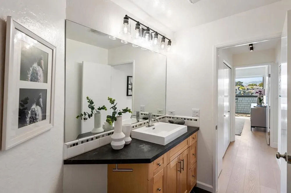 76 Eddystone Court Redwood City, CA 94065