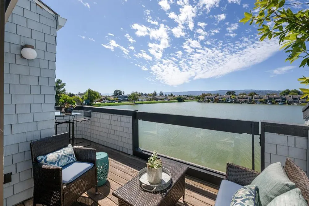 76 Eddystone Court Redwood City, CA 94065