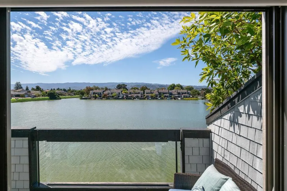 76 Eddystone Court Redwood City, CA 94065