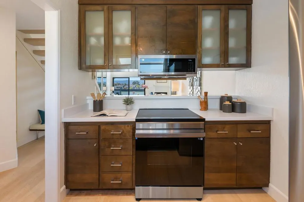 76 Eddystone Court Redwood City, CA 94065