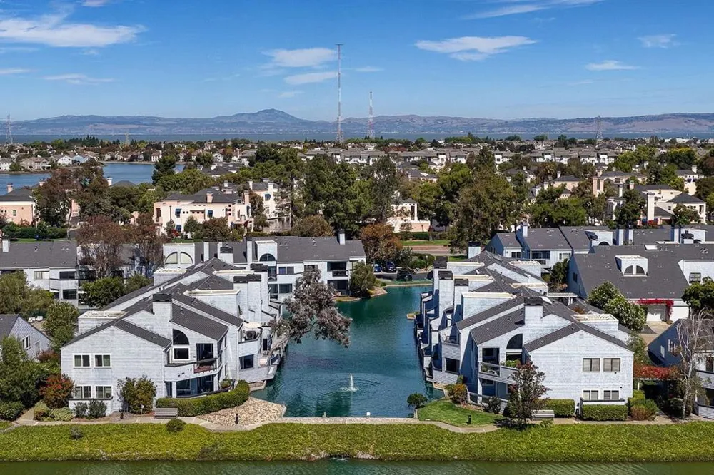 76 Eddystone Court Redwood City, CA 94065