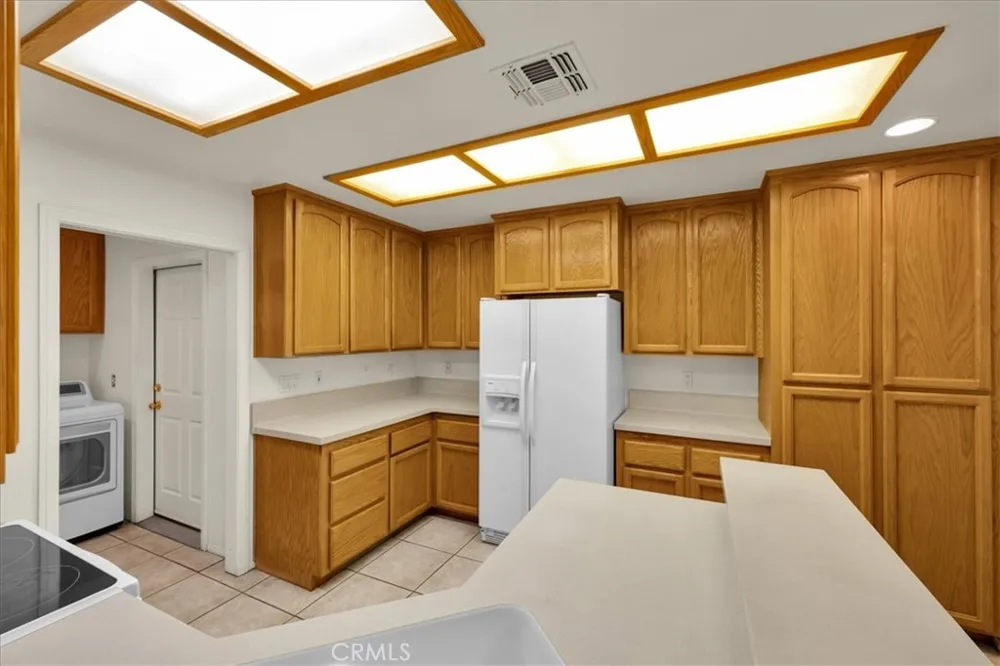 5281 Wallaby Yucca Valley, CA 92284