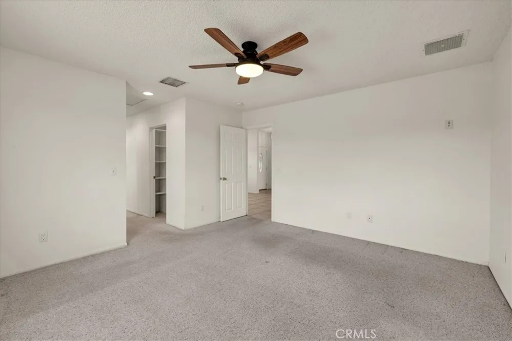5281 Wallaby Yucca Valley, CA 92284