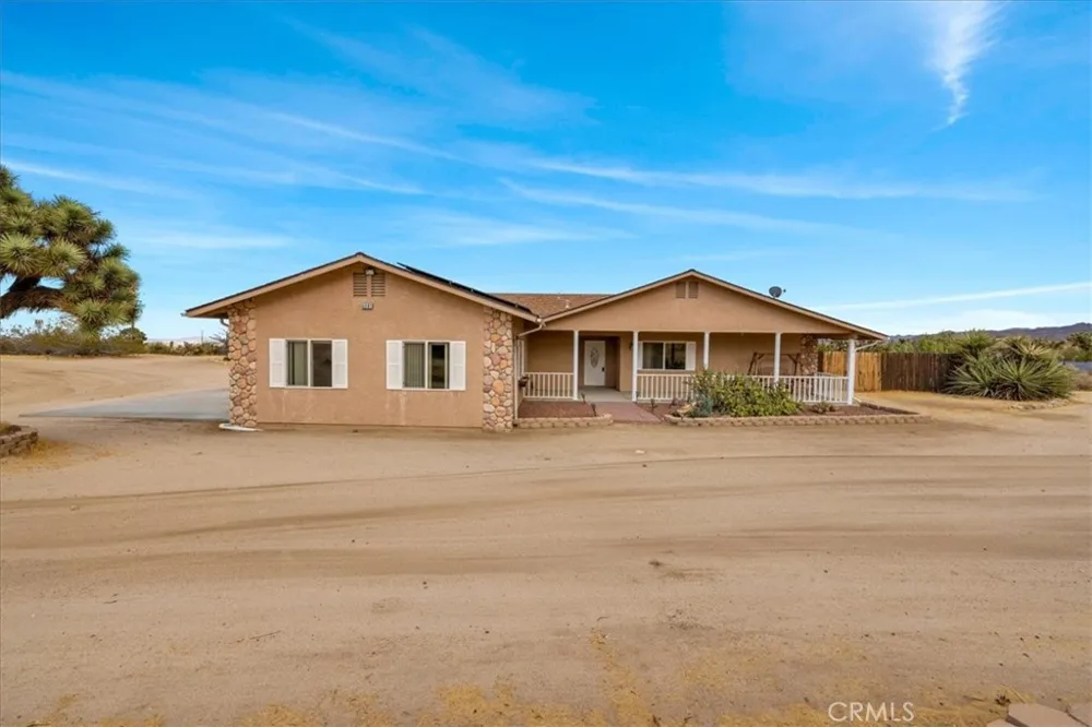 5281 Wallaby Yucca Valley, CA 92284
