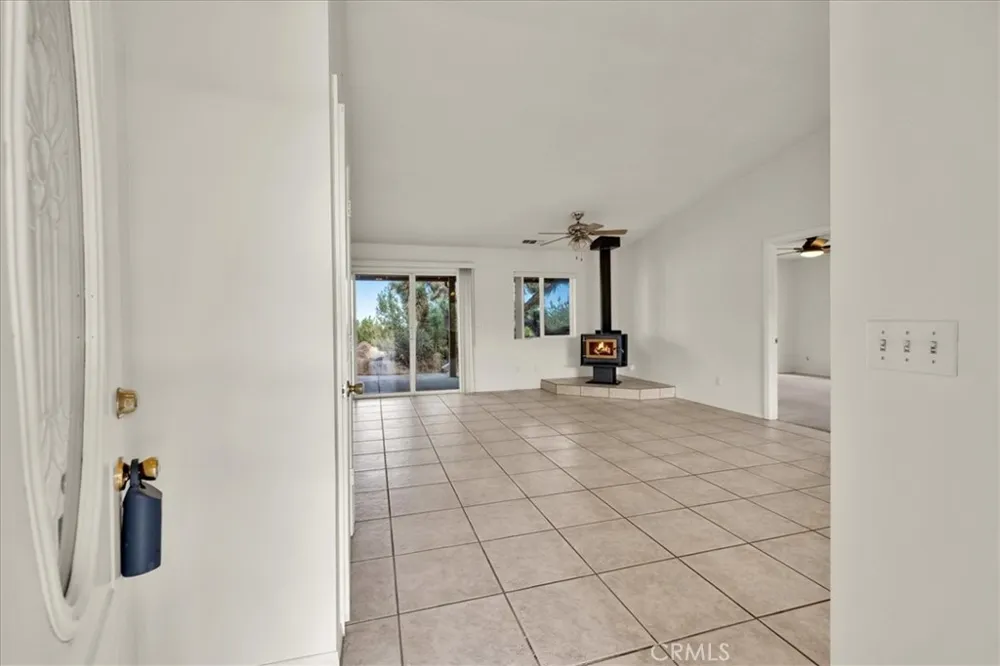 5281 Wallaby Yucca Valley, CA 92284