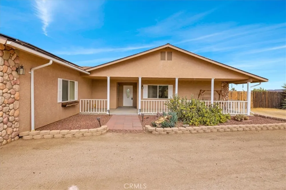 5281 Wallaby Yucca Valley, CA 92284