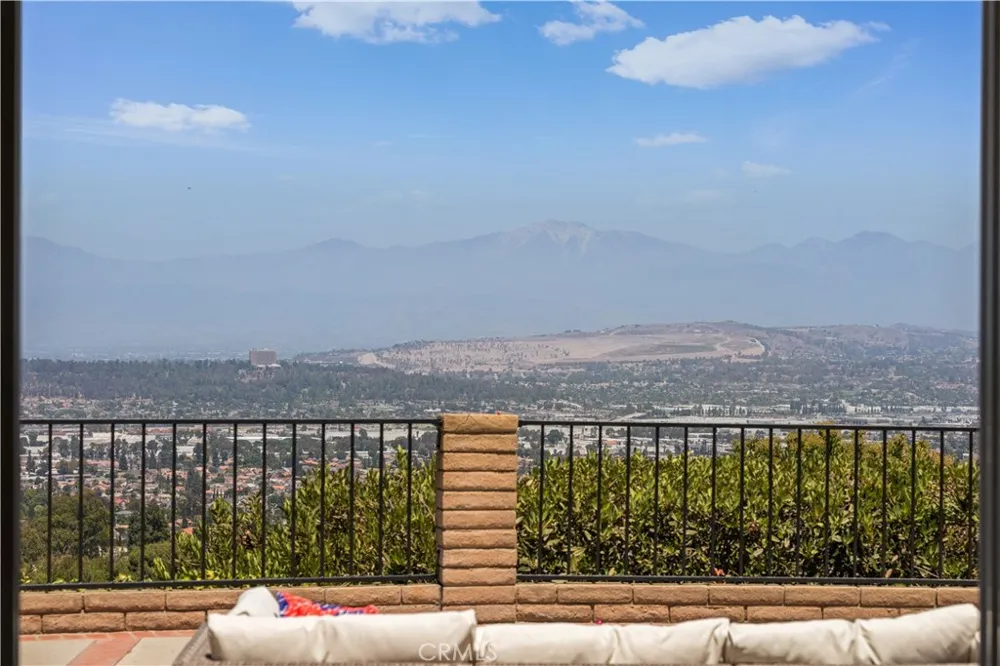 16387 Chella Drive Hacienda Heights, CA 91745